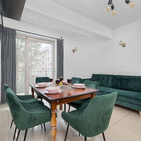 Przestronne Apartamenty W Zakopanem Z Trzema Sypialniami I Parkingiem By Noclegi Renters מראה חיצוני תמונה