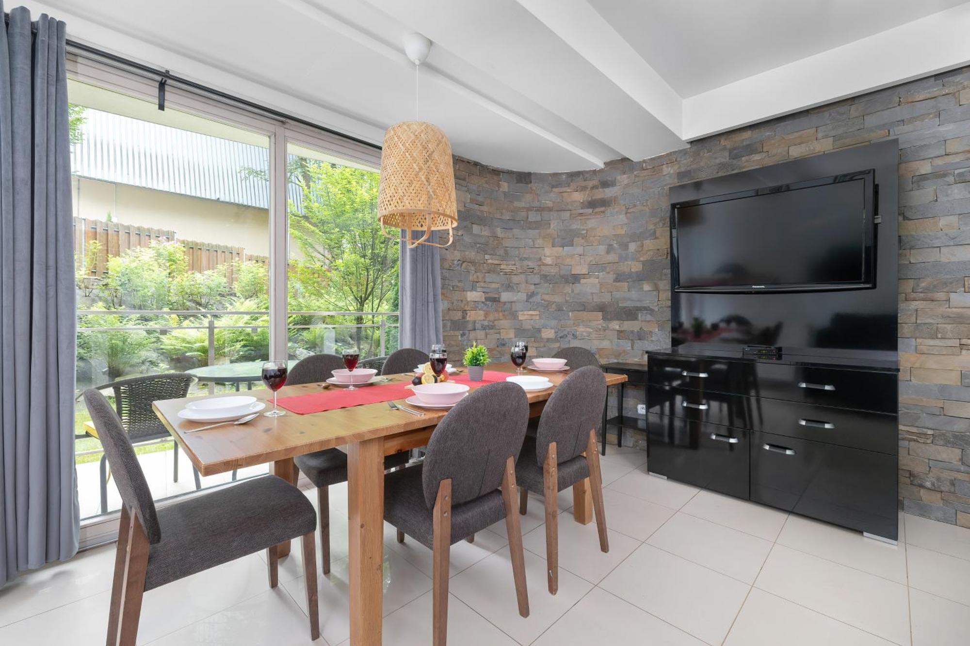 Przestronne Apartamenty W Zakopanem Z Trzema Sypialniami I Parkingiem By Noclegi Renters מראה חיצוני תמונה
