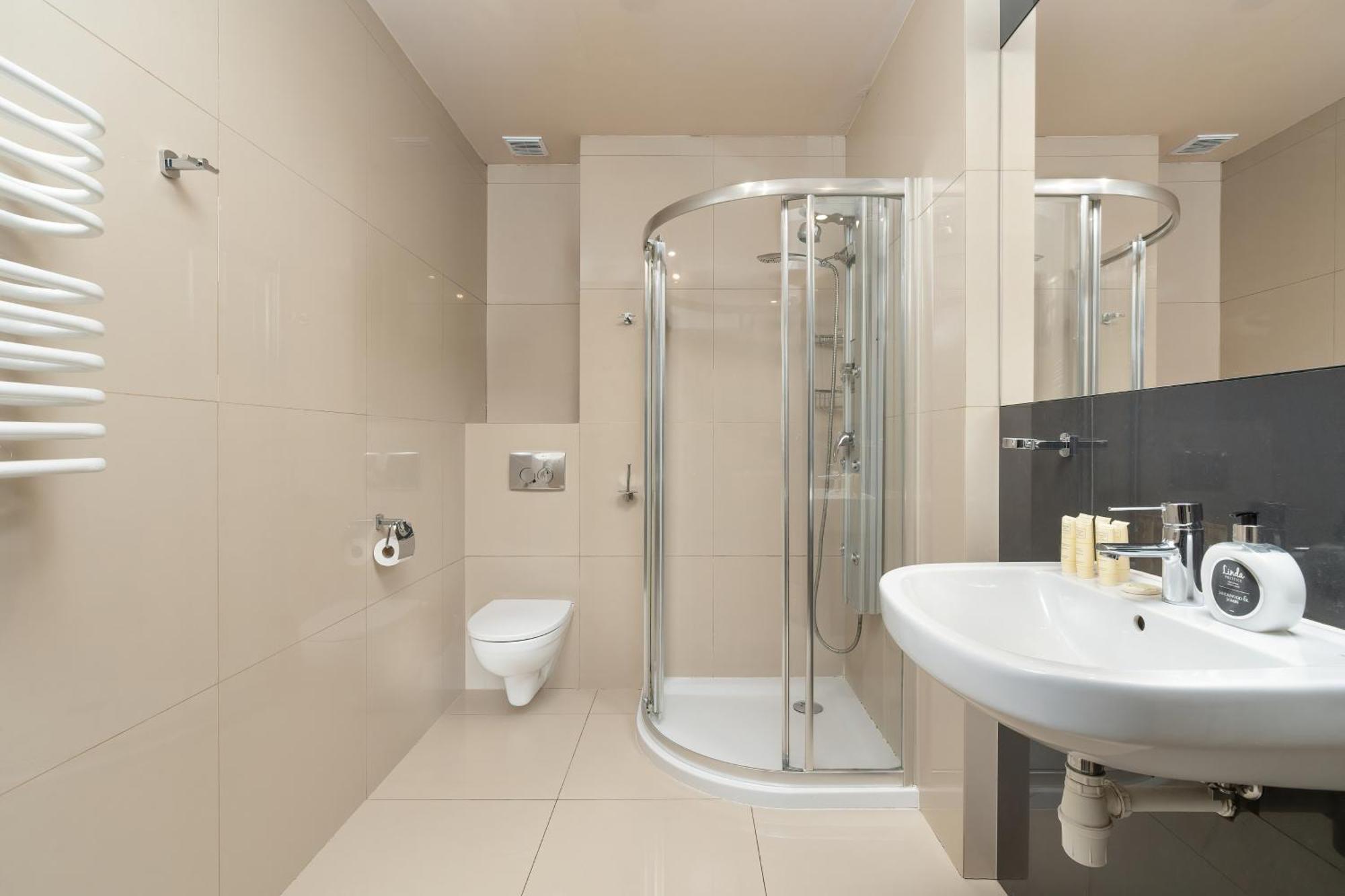 Przestronne Apartamenty W Zakopanem Z Trzema Sypialniami I Parkingiem By Noclegi Renters מראה חיצוני תמונה
