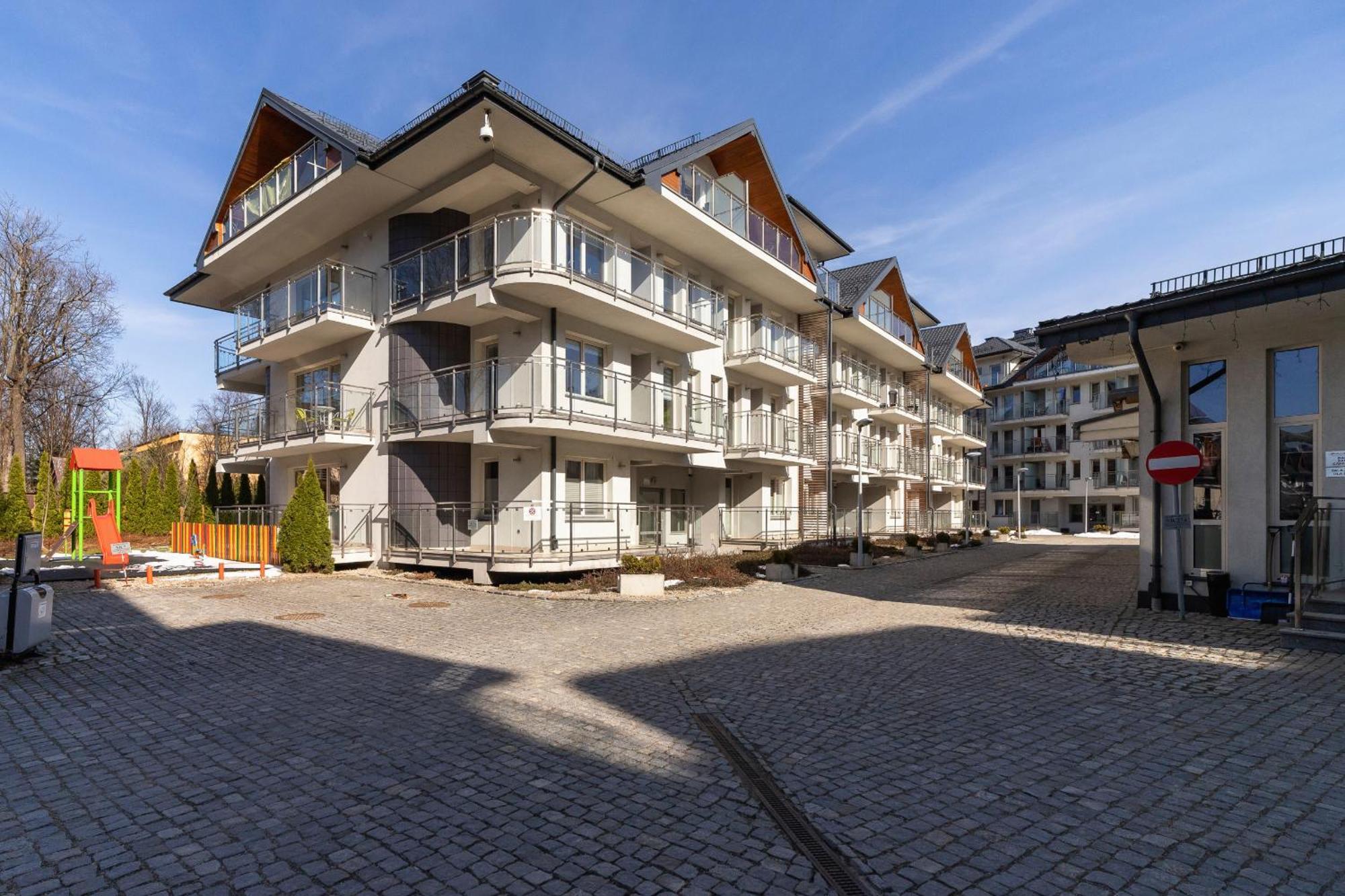 Przestronne Apartamenty W Zakopanem Z Trzema Sypialniami I Parkingiem By Noclegi Renters מראה חיצוני תמונה
