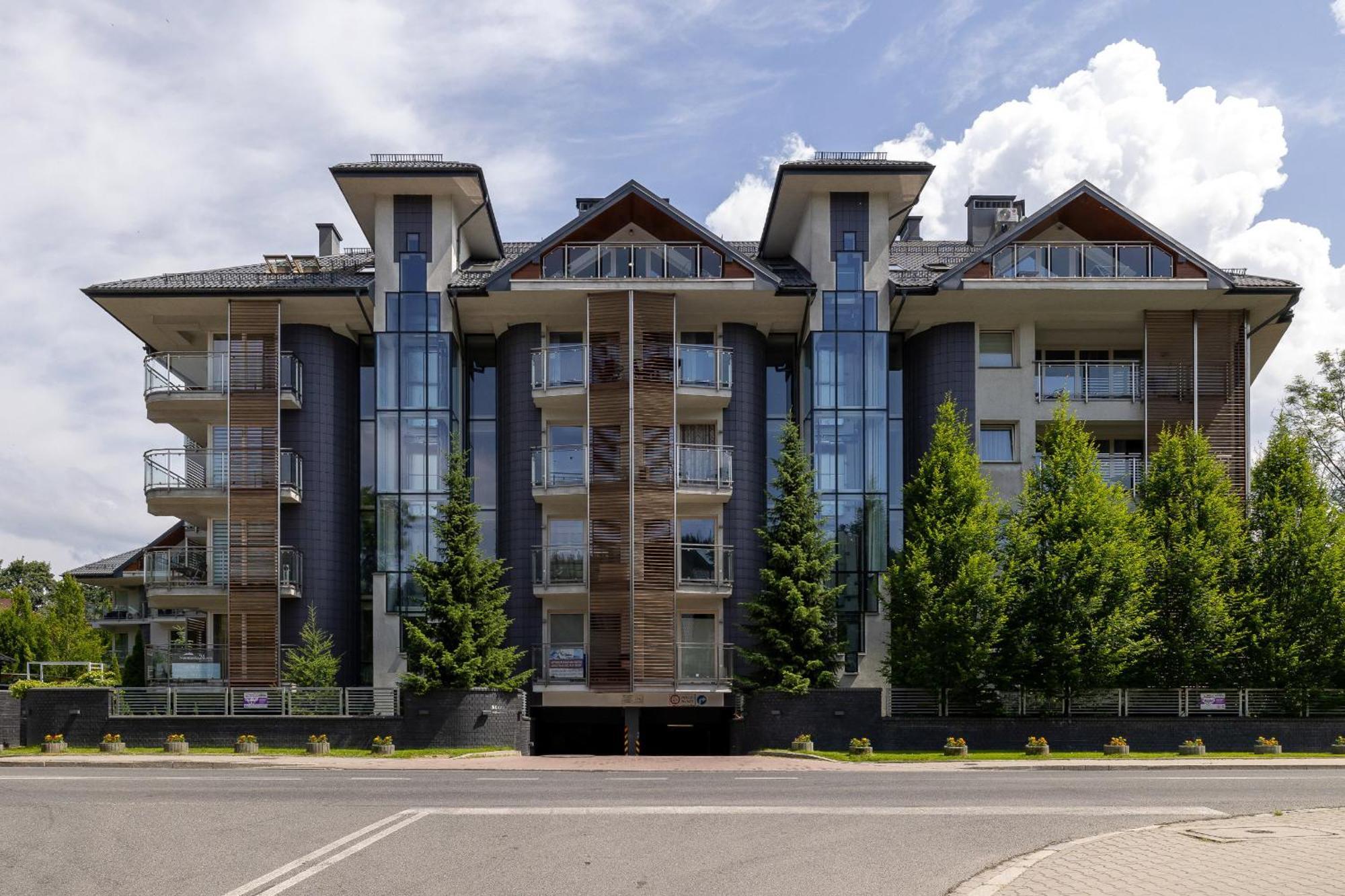 Przestronne Apartamenty W Zakopanem Z Trzema Sypialniami I Parkingiem By Noclegi Renters מראה חיצוני תמונה
