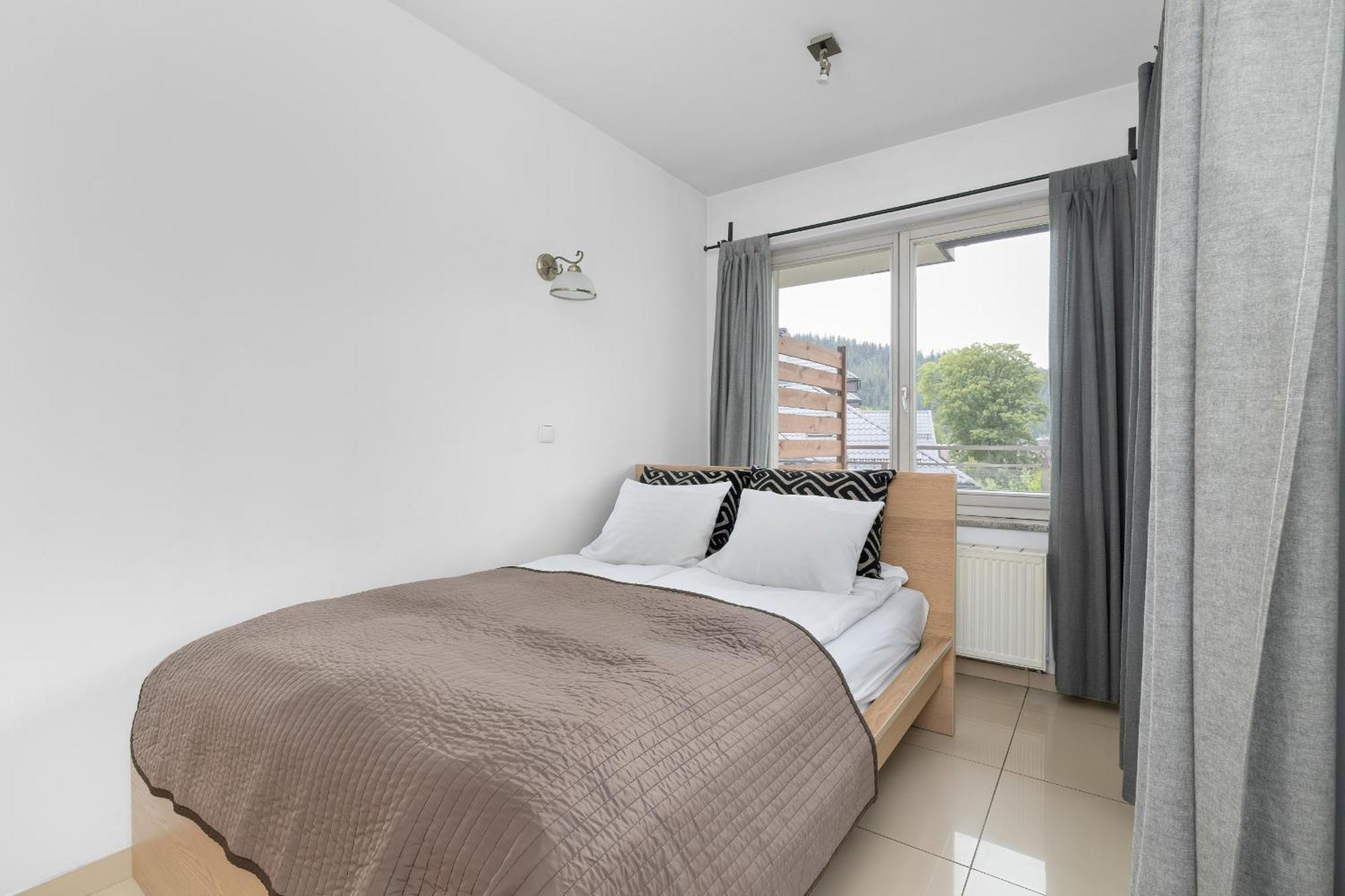 Przestronne Apartamenty W Zakopanem Z Trzema Sypialniami I Parkingiem By Noclegi Renters מראה חיצוני תמונה